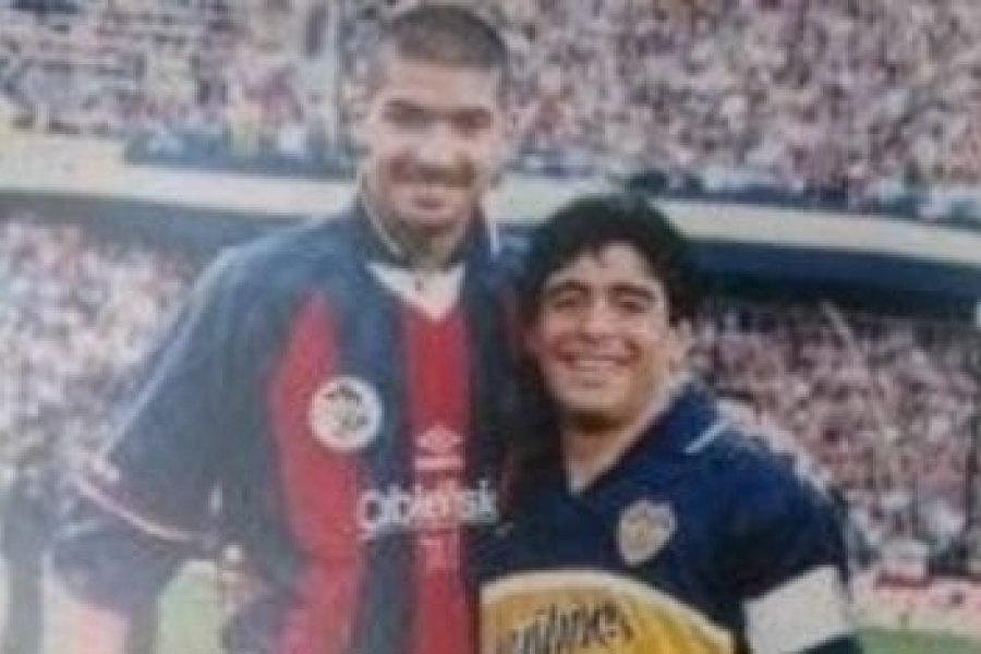 maradona-abreu_416x234.jpg