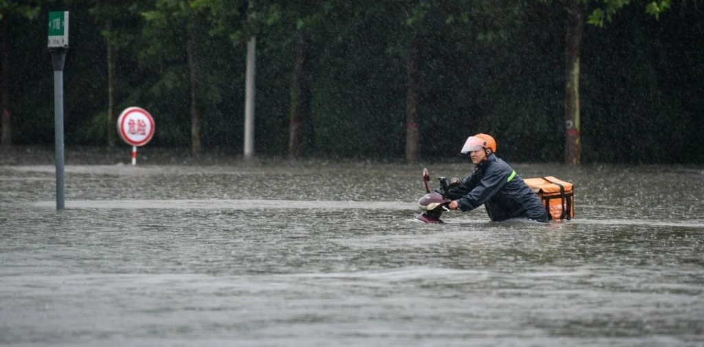 INUNDACIONESENCHINA.JPG