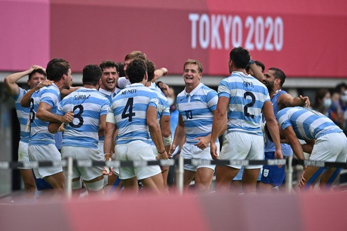 pumas-bronces-tokiojpg.jpg