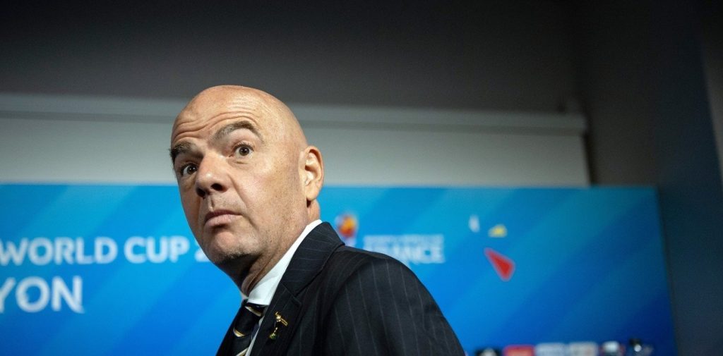 el-presidente-de-la-fifa___HGquHt_NjU_1256x620__1.jpg
