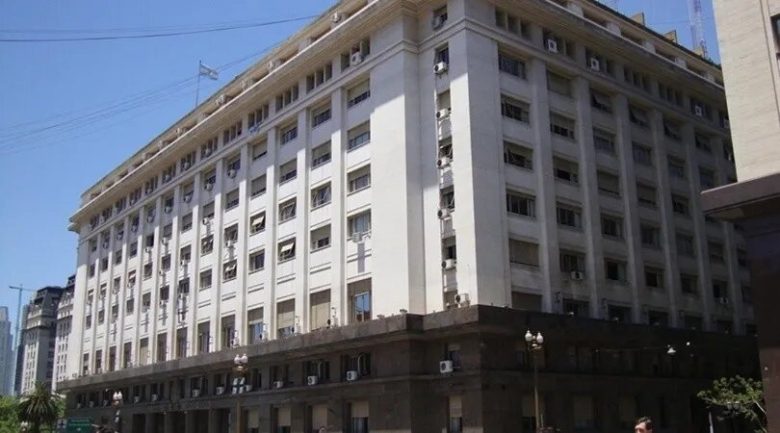 palacio_de_hacienda_xministerio_de_economxax_1.jpg_1956802537.jpg