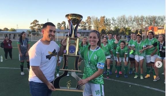 estudiantes campeon.JPG