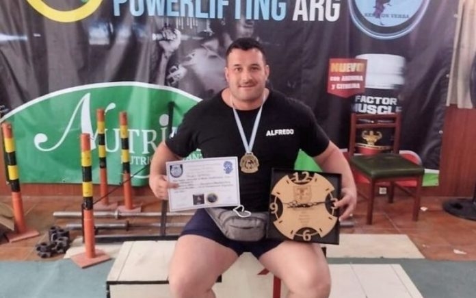Powerlifting-Rojas-696x435.jpg