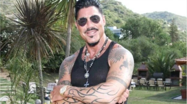 ricardo_fort_portada_1.jpg_1956802537.jpg