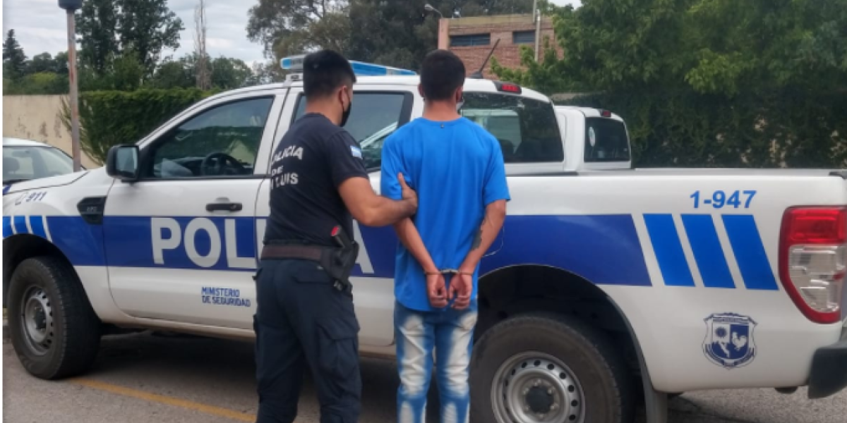 detenidoporrobaunacamioneta.jpg