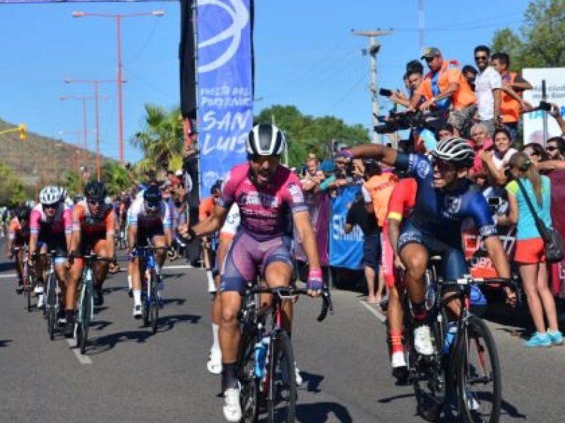 vuelta del porvenir.jpg