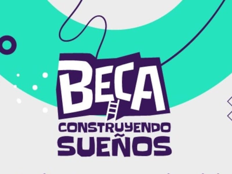beca delos sueños uwowoooo.jpg