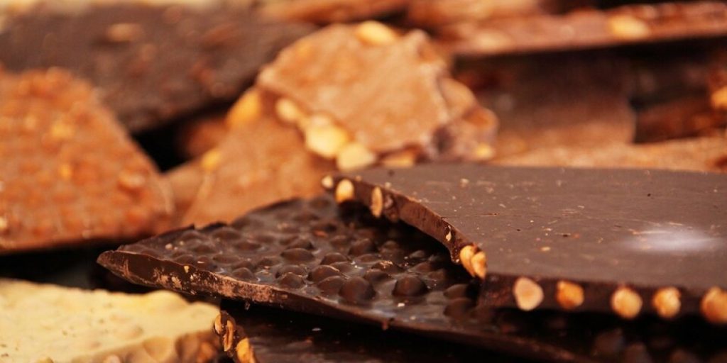 353798-chocolate-g913e389ec-1920 (1).jpg