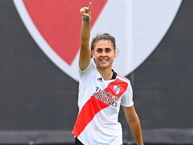 Futbol-Femenino22-DelTrecco-RiverPlate-01-696x435.jpg