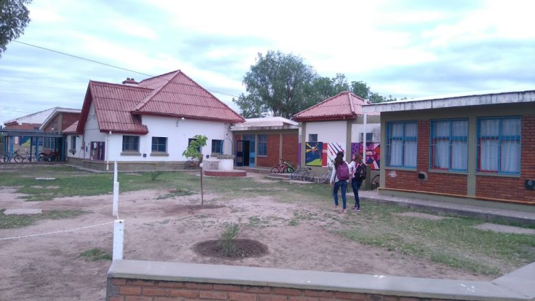 escuela tecnica 33.jpg