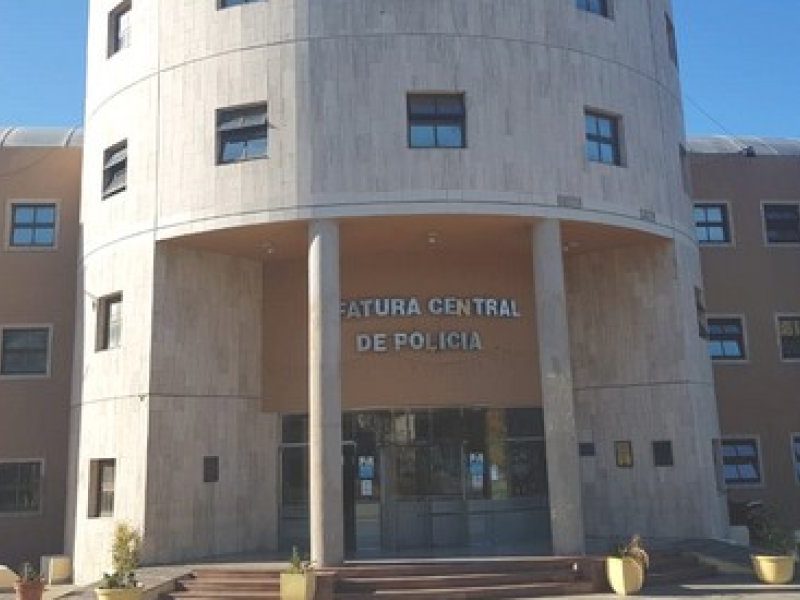jefatura-de-policia-frente.jpg