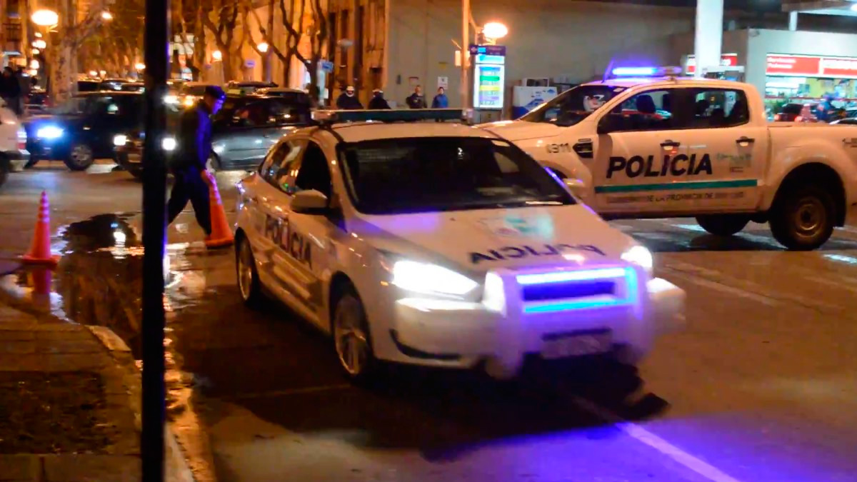 policia-san-luis.jpg