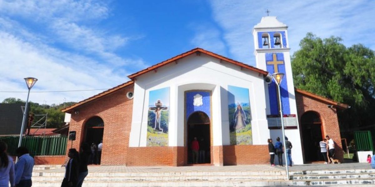 La-iglesia-de-Villa-de-la-Quebrada-será-un-punto-de-atracción-turística-durante-Semana-Santa..jpg