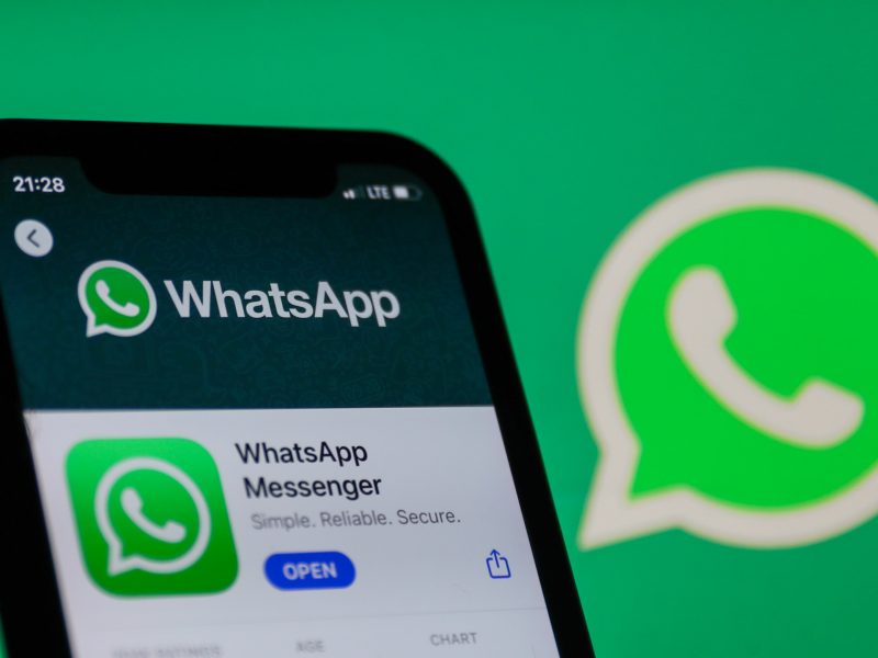 you-can-t-hide-whether-you-are-online-whatsapp.jpeg