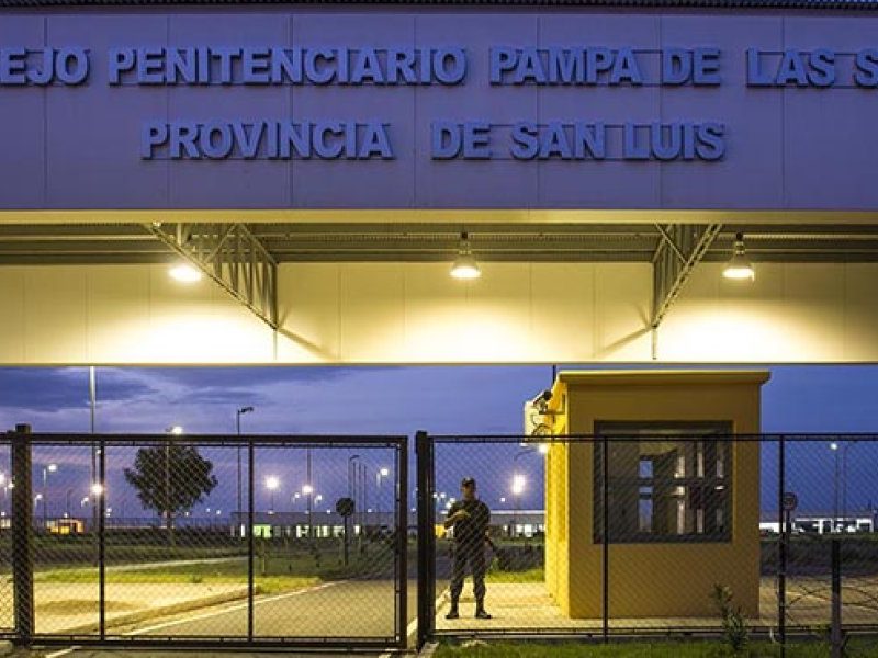 FAU_9073.jpg