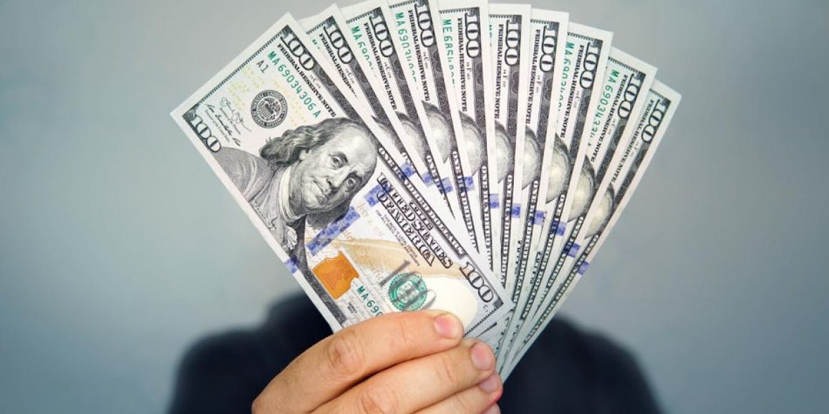 dolar-20220105-1293980.jpg