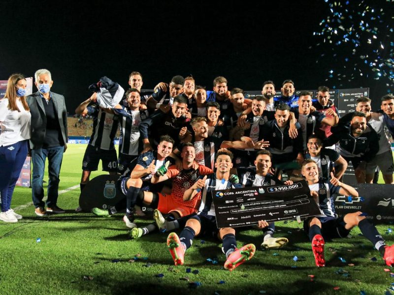 TALLERES.jpg