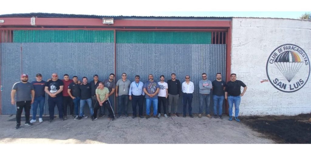 paraca1-1024x438.jpg