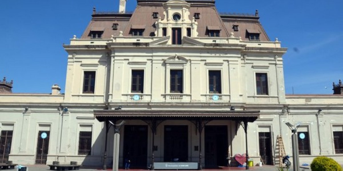centro-cultural-jose-la-via-frente.jpg