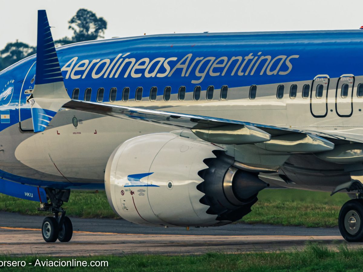 LV-HKU-Boeing-737-MAX-8-Aerolineas-Argentinas-1-2-scaled.jpg