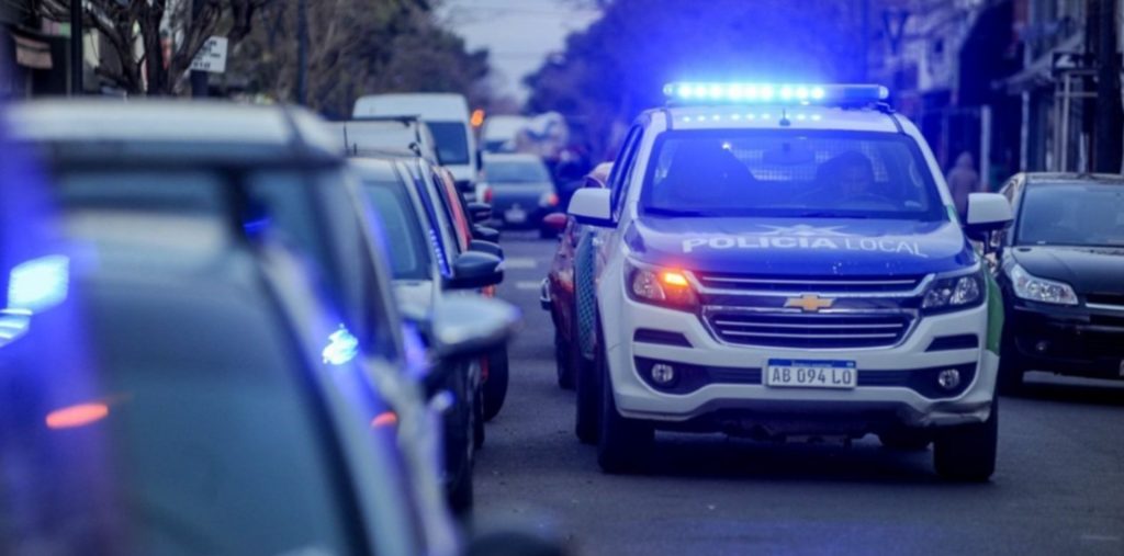 MOVIL POLICIAL