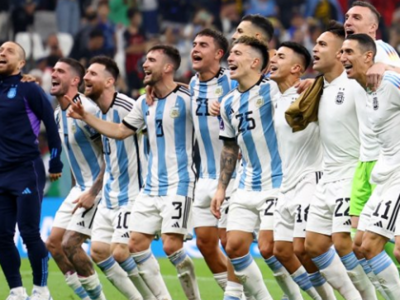 La-Seleccion-jugara-dos-amistosos-en-River-para-celebrar-la-Copa-del-Mundo.png