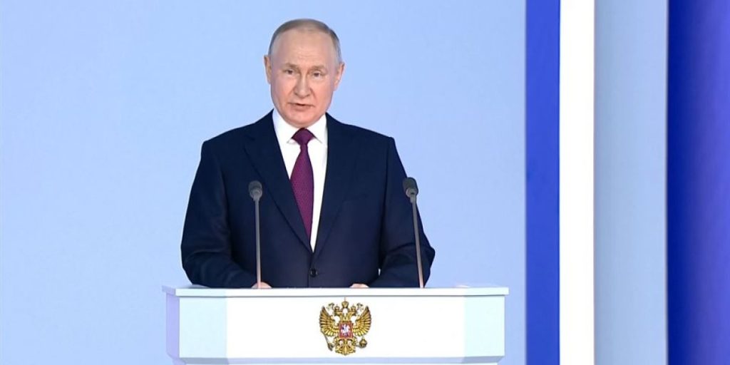 20230221102046_vladimir-putin-errusiako-parlamentuko-ordezkarien-aurrean_foto960.jpg