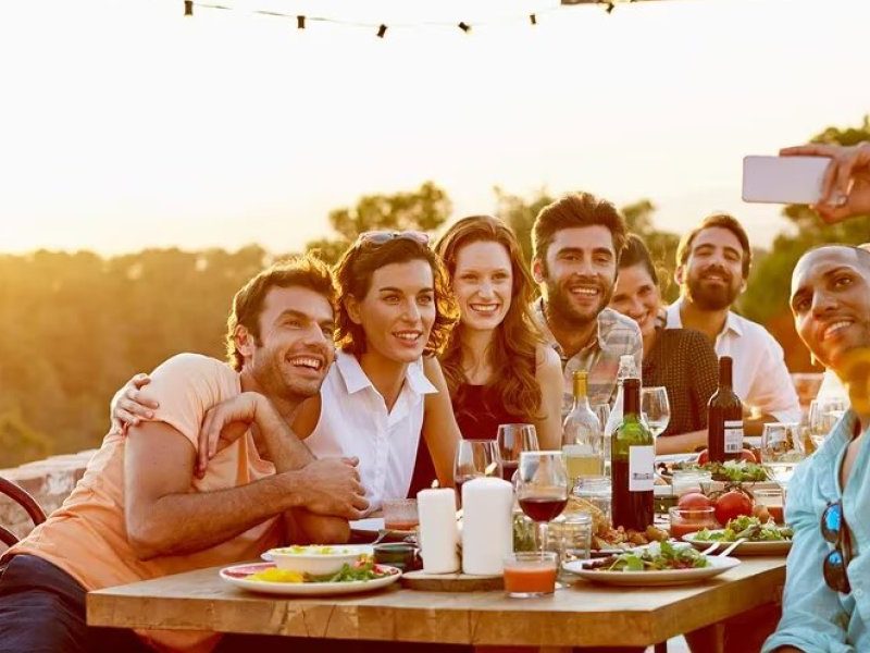 amigos almuerzo