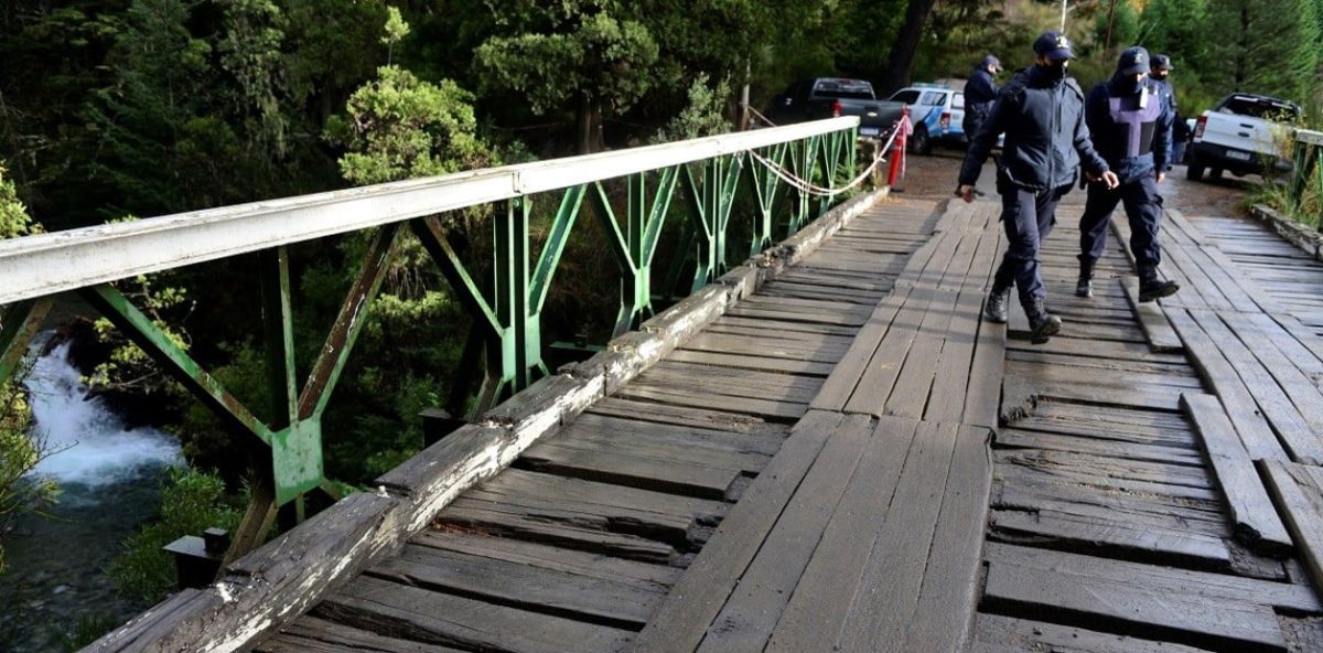 PUENTE EN BARILOCHE