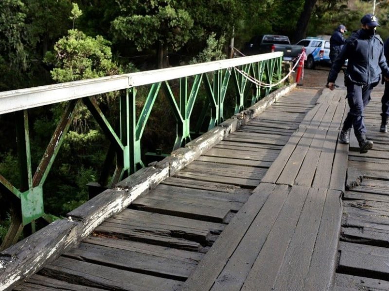 PUENTE EN BARILOCHE