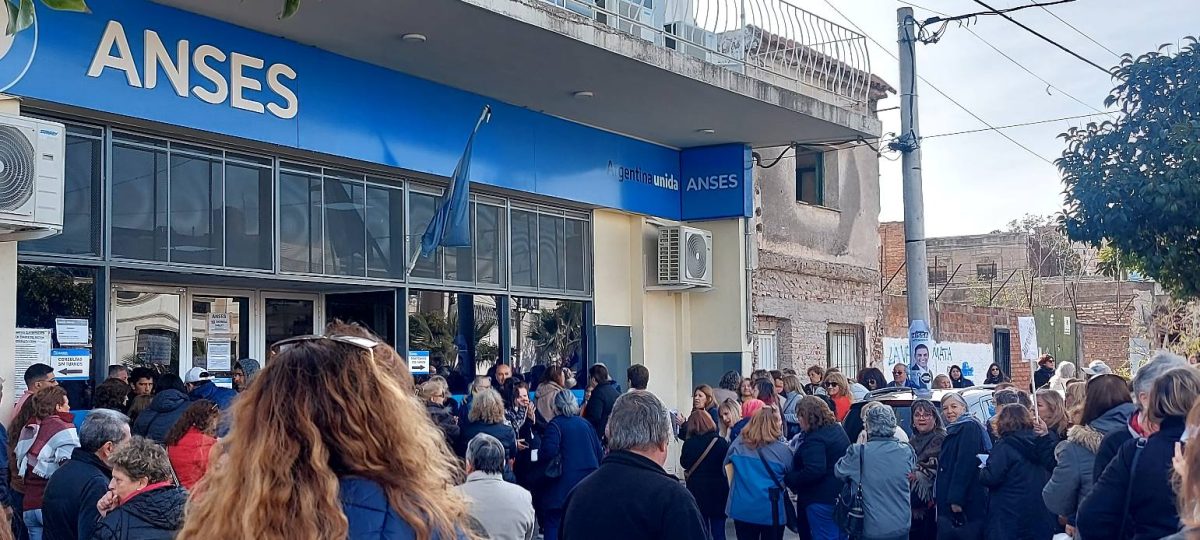 DOCENTES 2.jpg