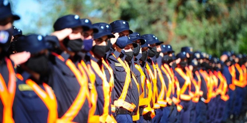 NUEVOS-POLICIAS.jpg