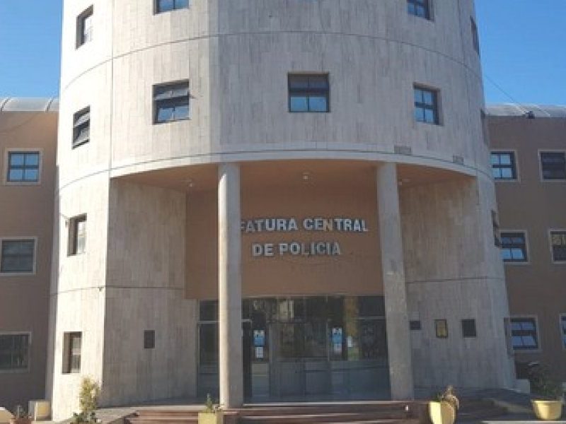 jefatura-de-policia-frente.jpg