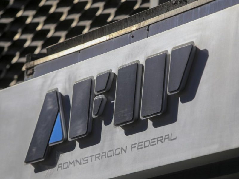 931bdca75364dc1fe1527c4d3313217e_M.jpg