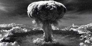 bomba-atomica-nuclear-funcionamiento-a-990x556-1-655x368.jpg