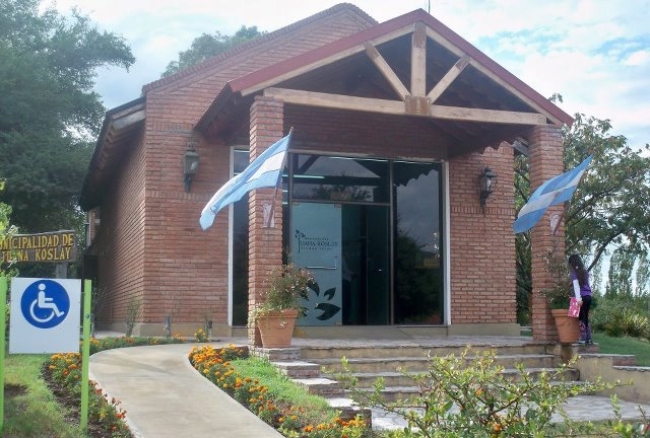 Municipalidad-Juana-Koslay.jpg