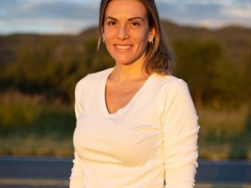 fIUehAYO_400x400.jpg