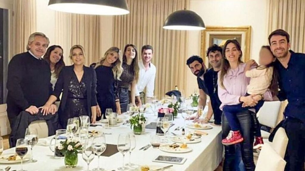 22-8-2021-fiesta-olivos-1220494.jpg
