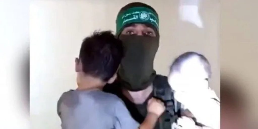 hamas-bebes-secuestrados2jpg.jpg