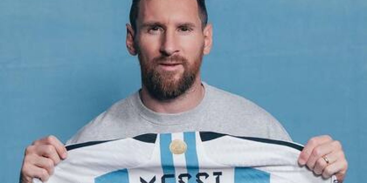 se-subastaran-seis-de-las-camisetas-incluso-la-de-I6EUVMRHYZEHDIGJM6OIICCTII.jpg