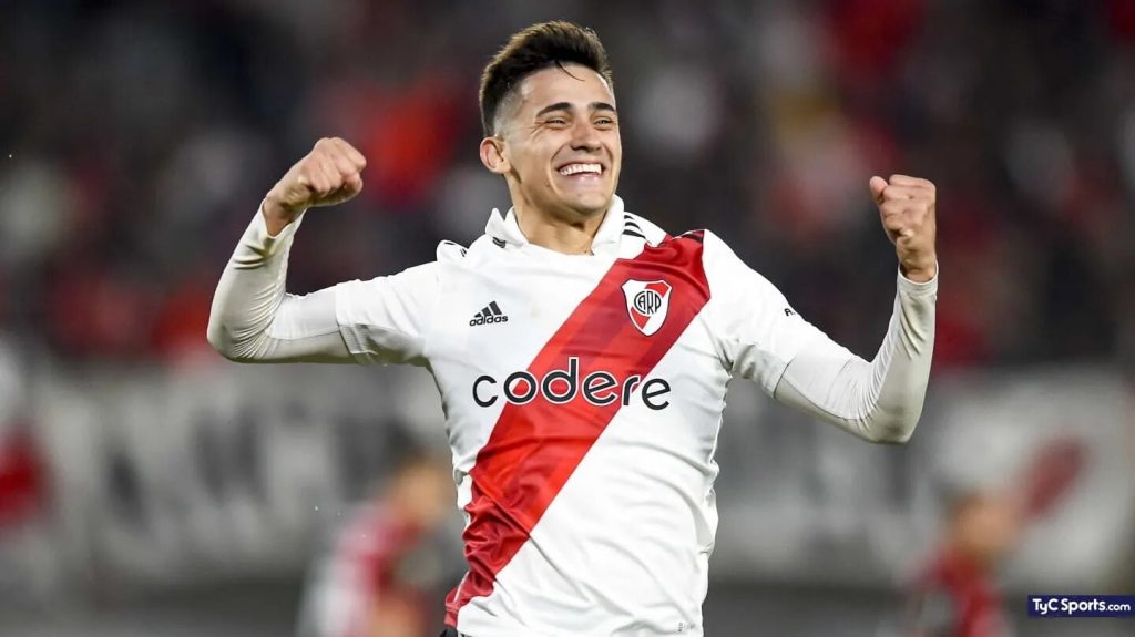pablo-solari-river_1440x810_wmk.jpg