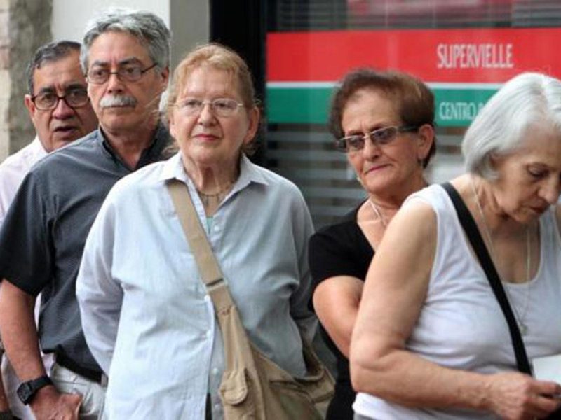 adultos-mayores-son-potencial-nueva-economia-asoma-argentina-832779-150556.jpg