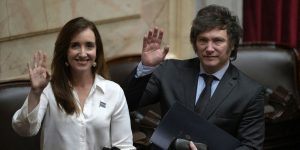 javier-milei-y-victoria-villarueljpg.jpg