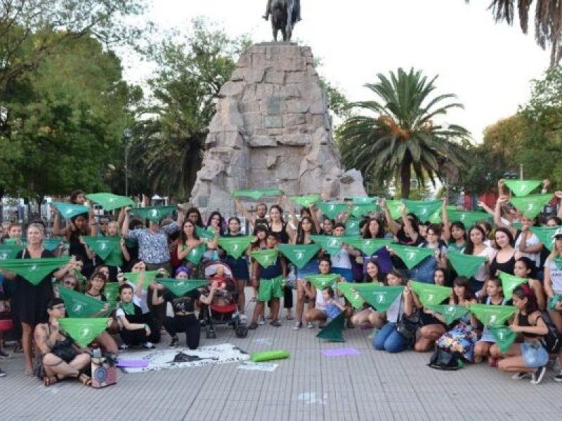 Panuelos-Verdes-Villa-Mercedes-800x400.jpeg