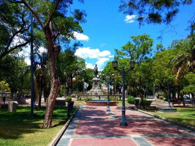 plaza.jpg