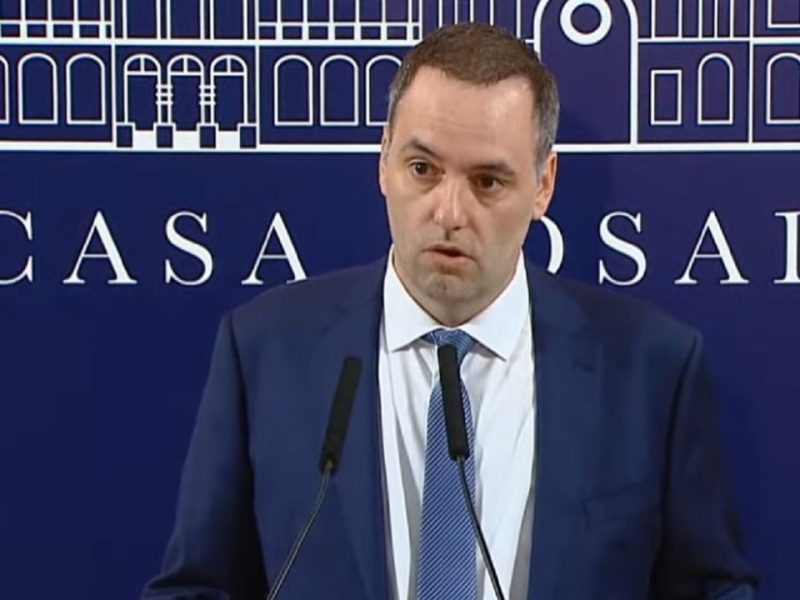 manuel-adorni-.jpg