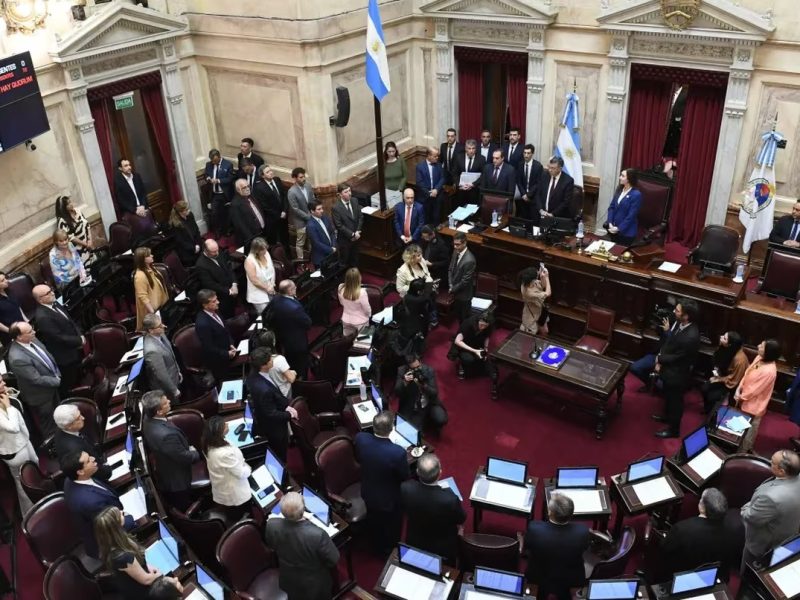 SENADO.jpg