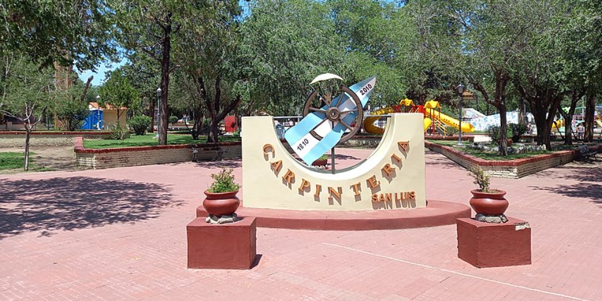 Plaza_Carpinteria.jpg