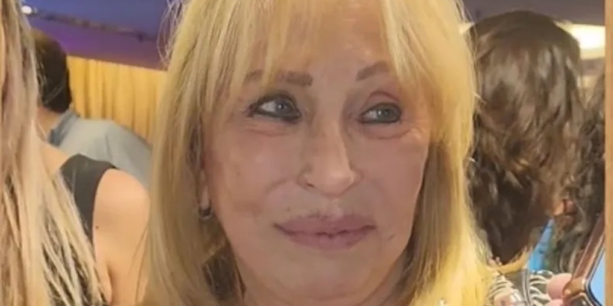 MAMA DE MILEI.jpg