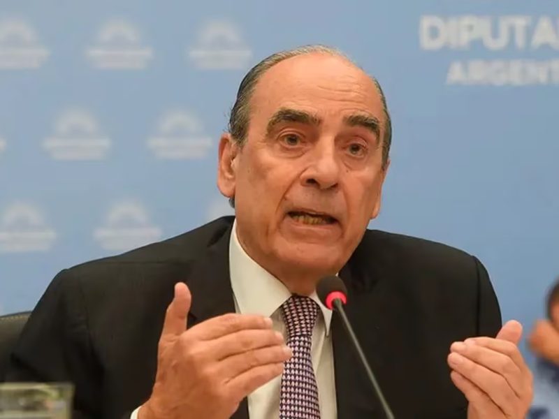 GUILLERMO FRANCOS.jpg
